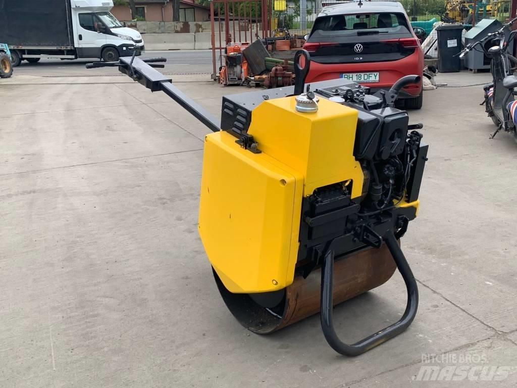 Mecalac MBR 71 Rulli trainati vibranti