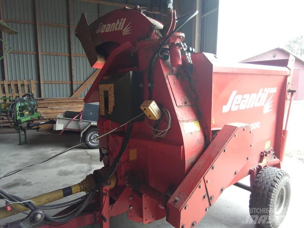Jeantil PR 2000 Trinciatrici, tagliatrici e srotolatrici per balle