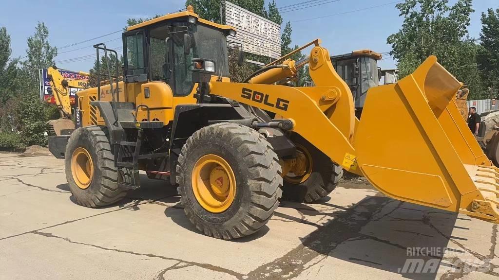 SDLG LG 956 L Pale gommate