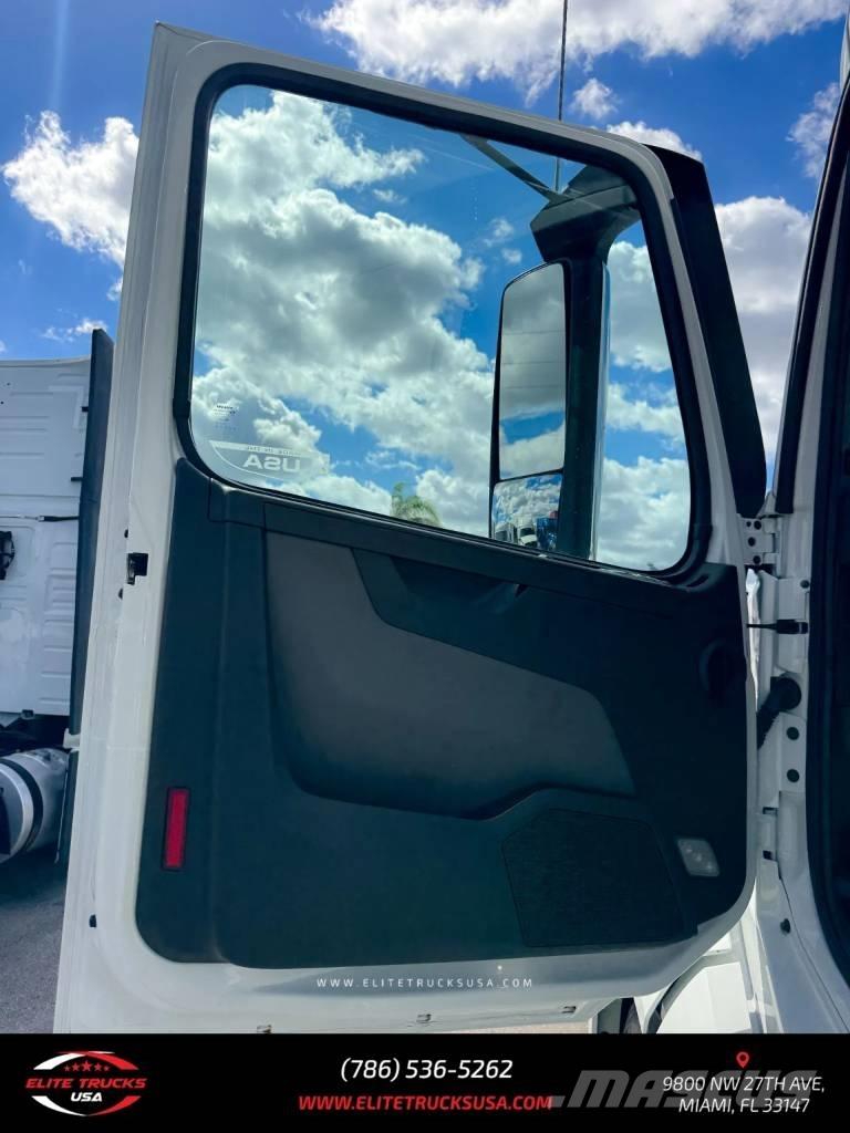 Volvo Commercial VNL Motrici e Trattori Stradali