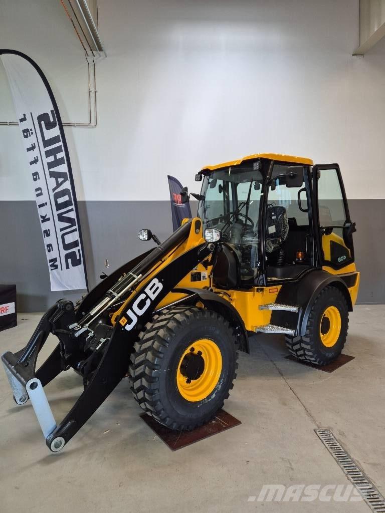 JCB 409 Pale gommate