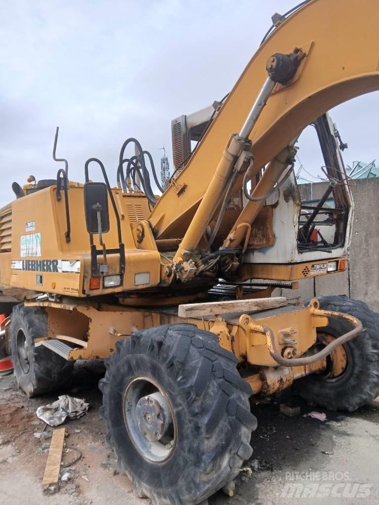 Liebherr A 316 Trasmissione