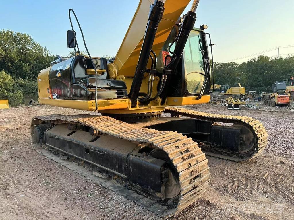 CAT 330 D L Escavatori cingolati