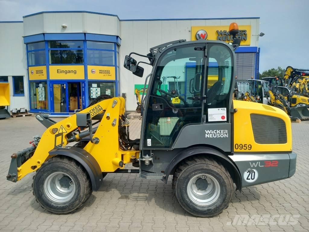 Wacker Neuson WL32 Pale gommate