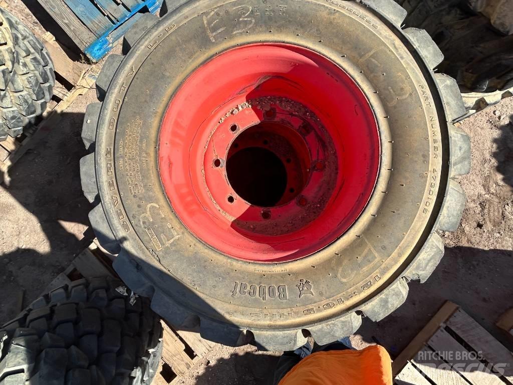 Bobcat 12x16.5 Tires Pneumatici, ruote e cerchioni