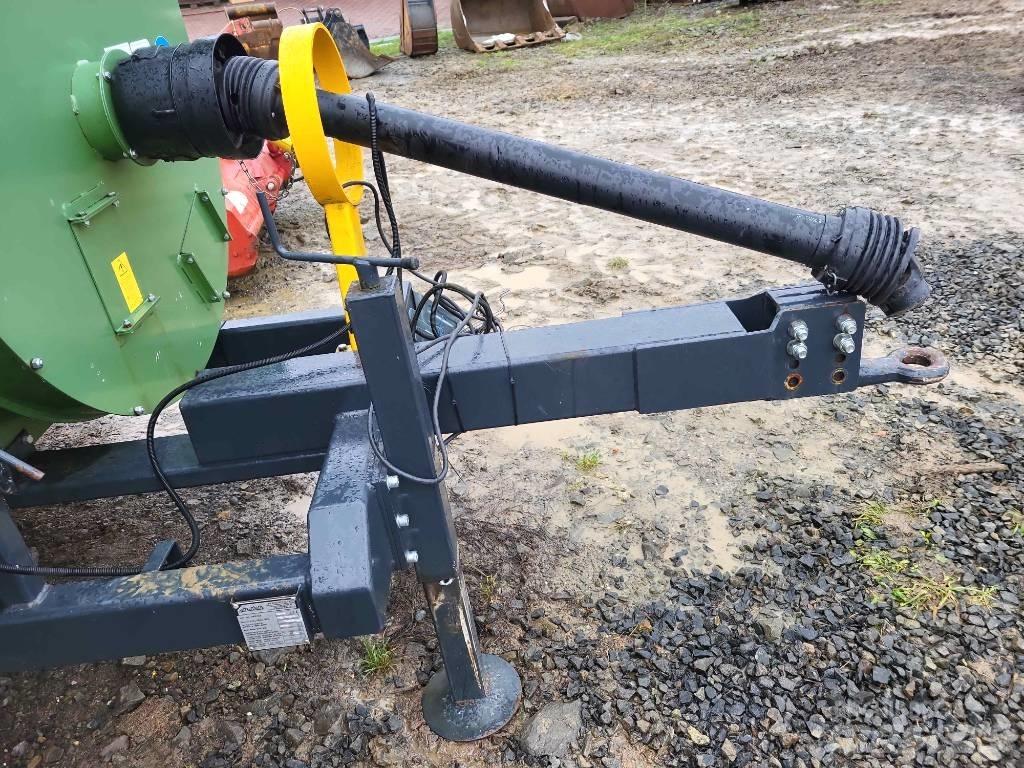 Pezzolato PTH 300 G Cippatrice