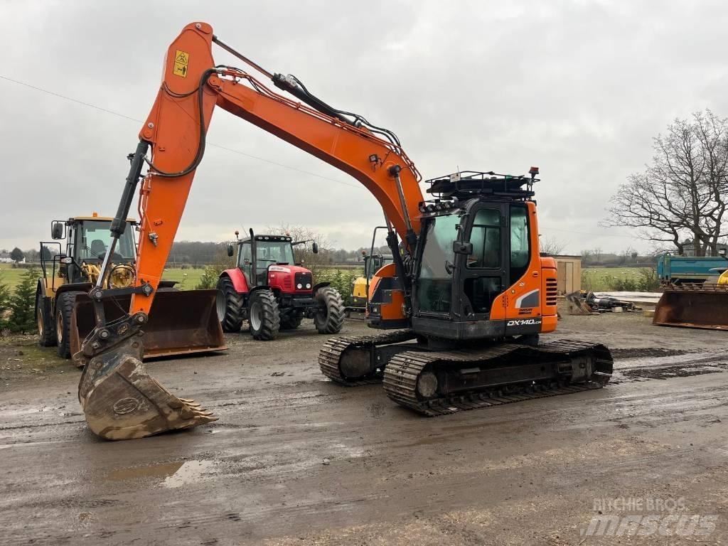 Doosan DX 140 LCR-5 Escavatori cingolati