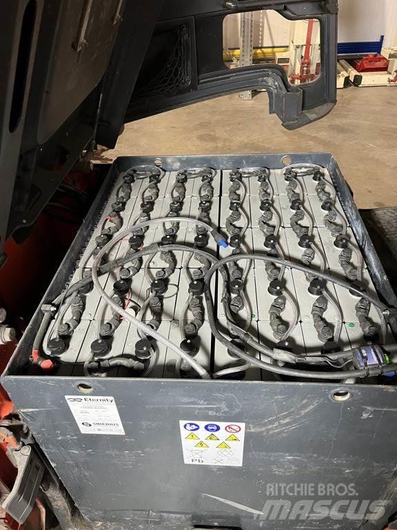 Linde E30/600HL-01 Carrelli elevatori elettrici