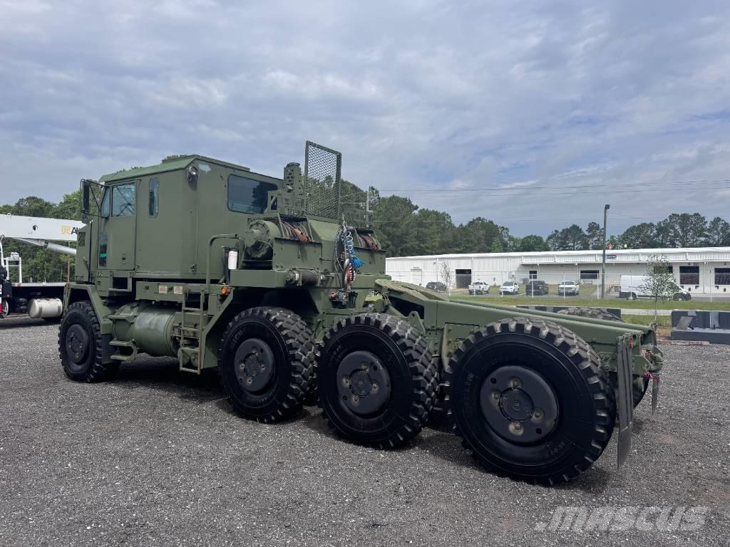 Oshkosh M1070 Motrici e Trattori Stradali