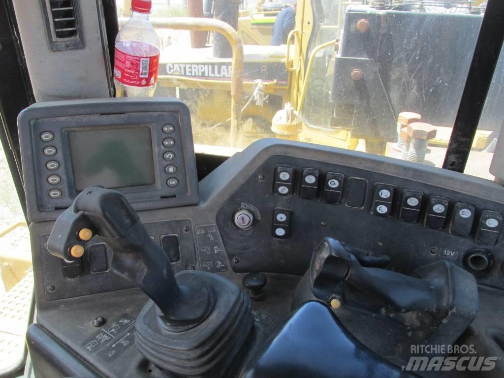 CAT D 9 T Dozer cingolati