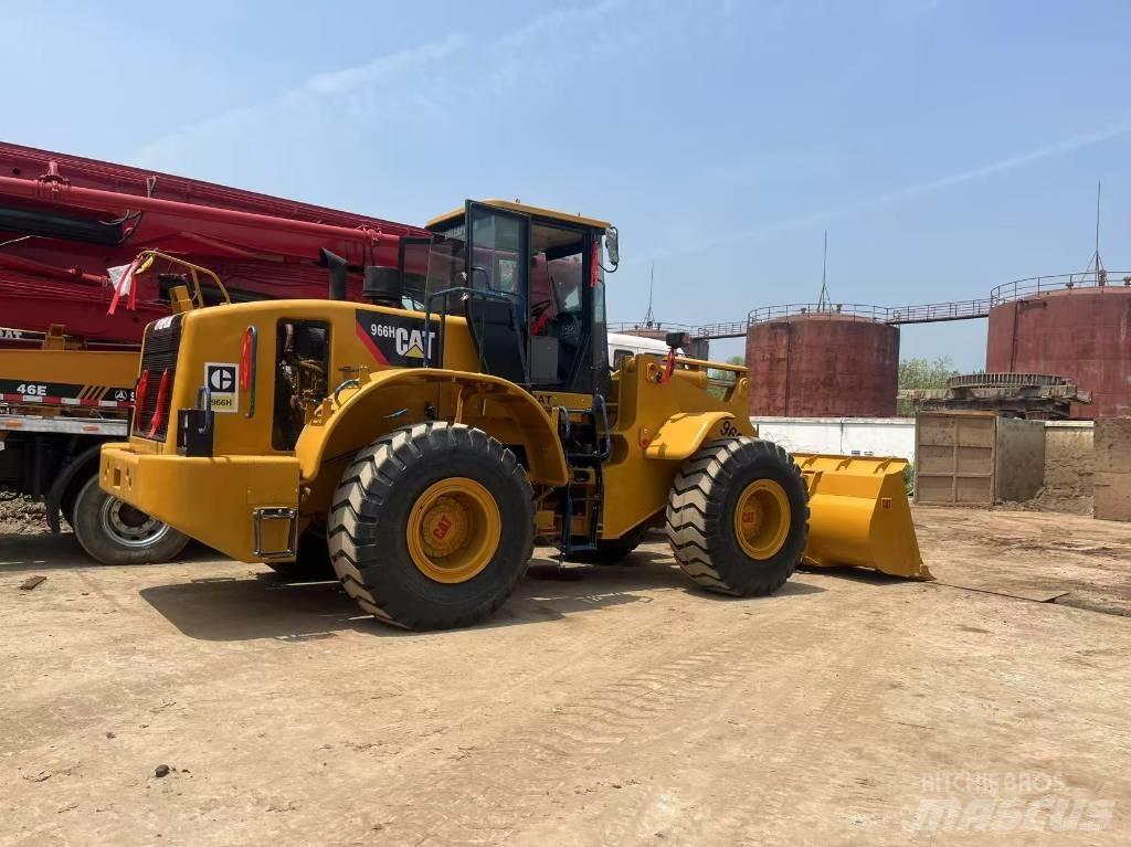 CAT 966 H Pale gommate