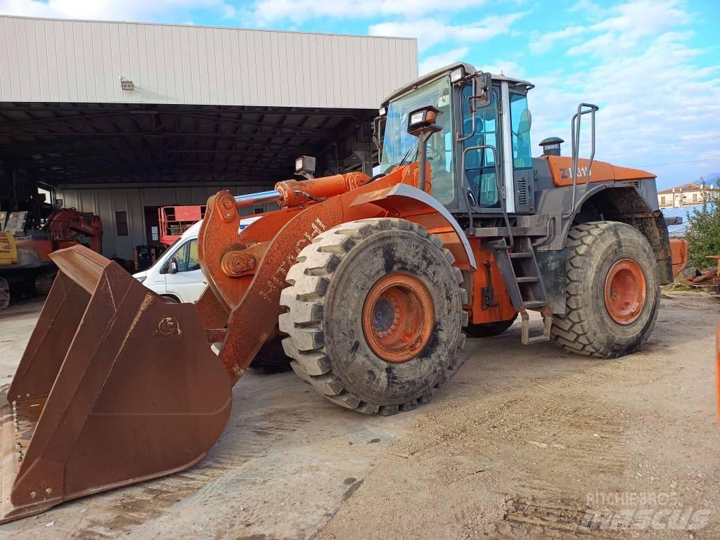 Hitachi ZW 310 Pale gommate