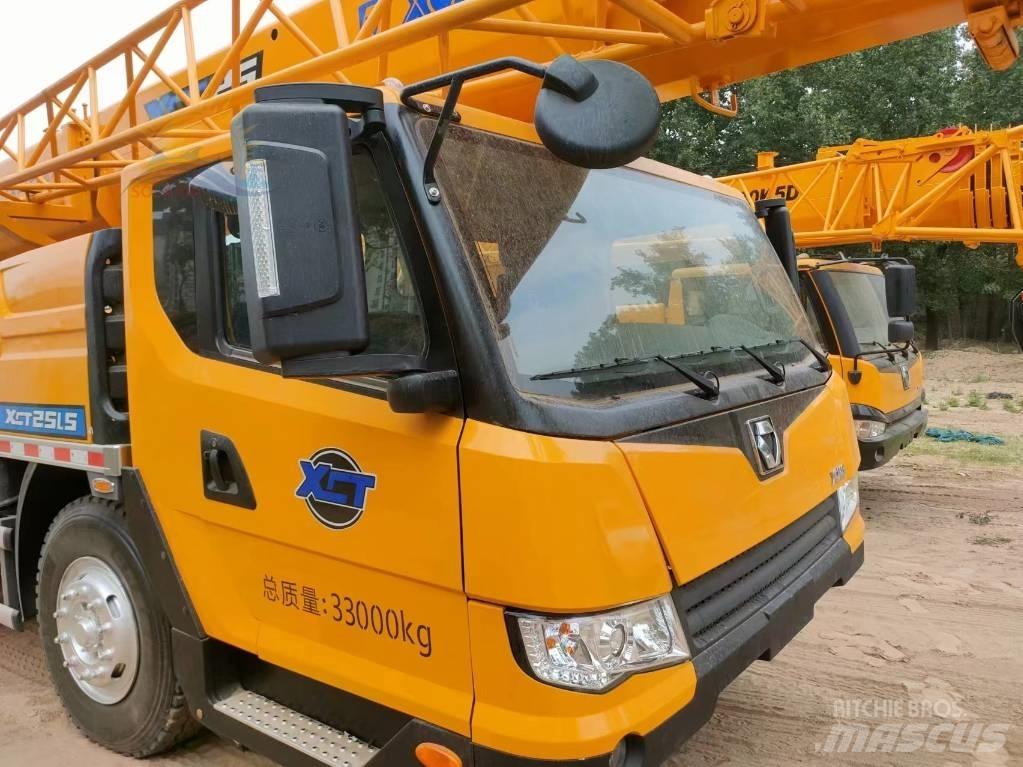XCMG XCT 25 Gru per tutti i terreni