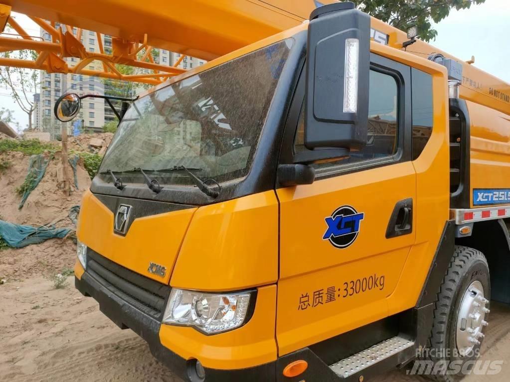 XCMG XCT 25 Gru per tutti i terreni