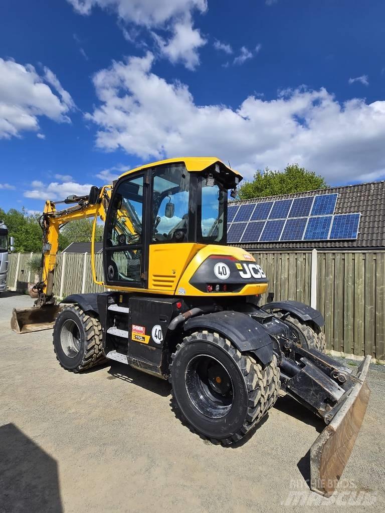 JCB 110 W Hydradig Escavatori gommati