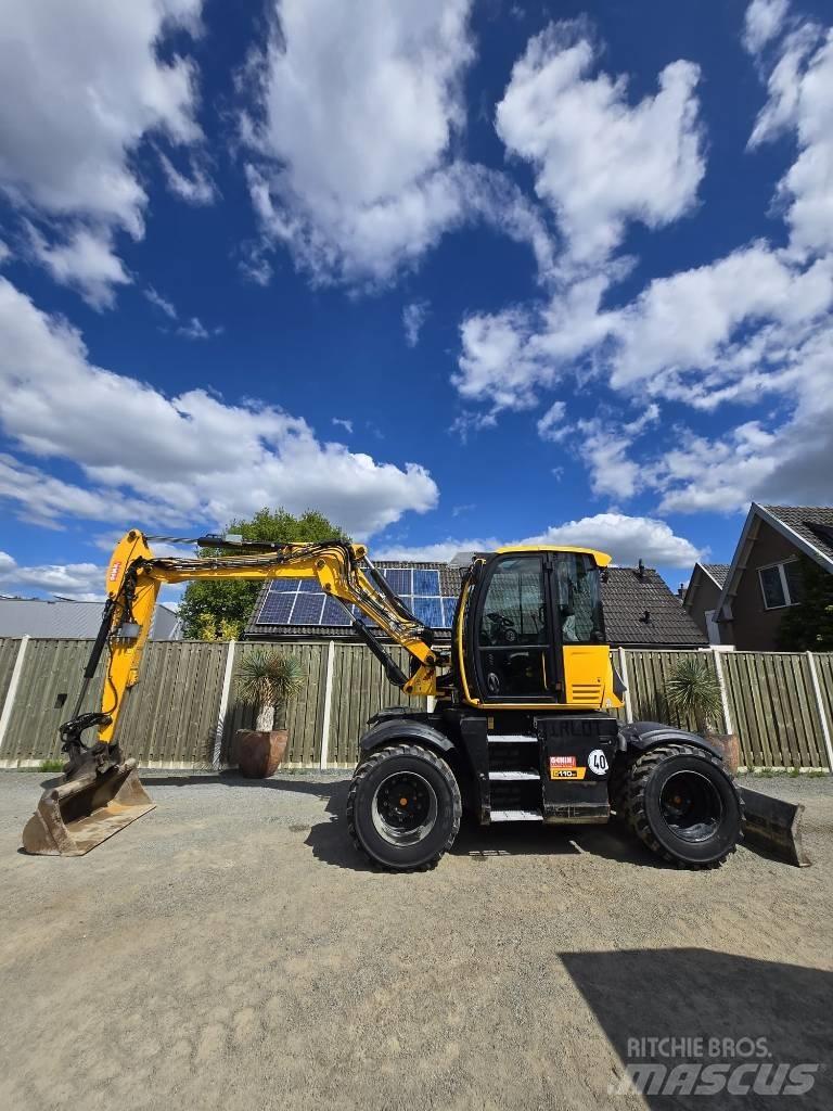 JCB 110 W Hydradig Escavatori gommati