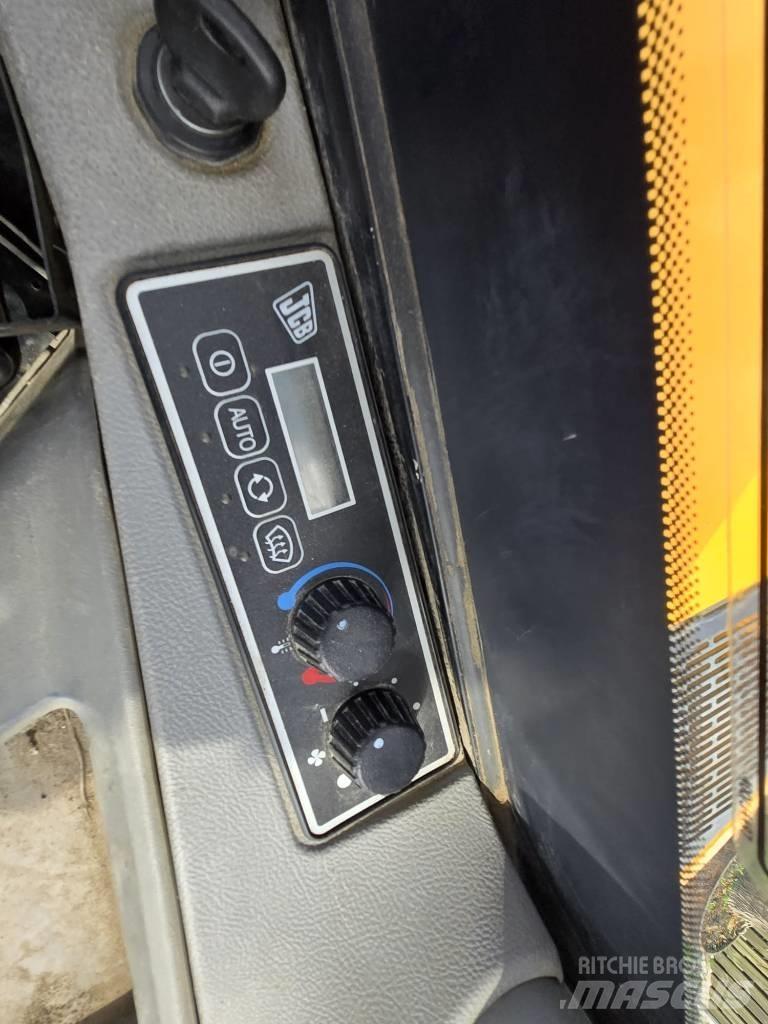 JCB 110 W Hydradig Escavatori gommati