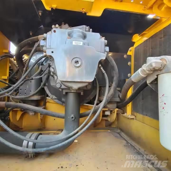 Komatsu PC360 Escavatori cingolati