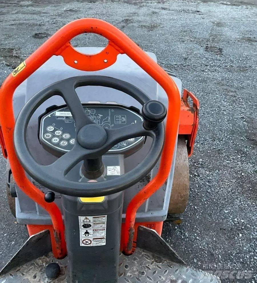 Hamm HD 12 VV Rulli a doppio tamburo