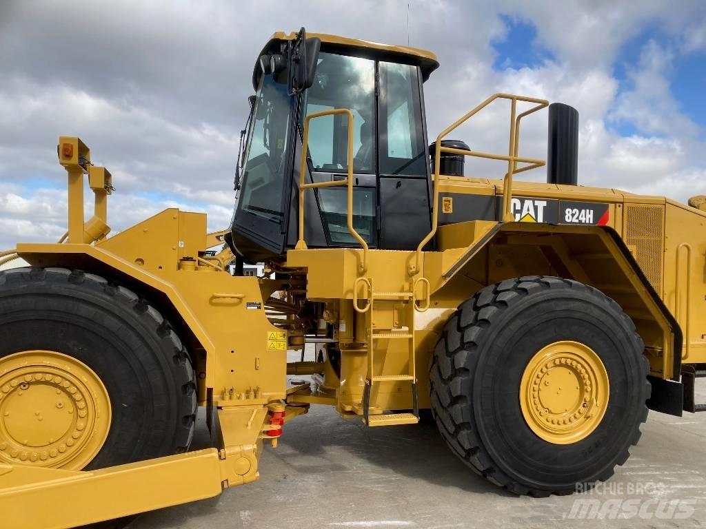 CAT 824 H Dozer gommati