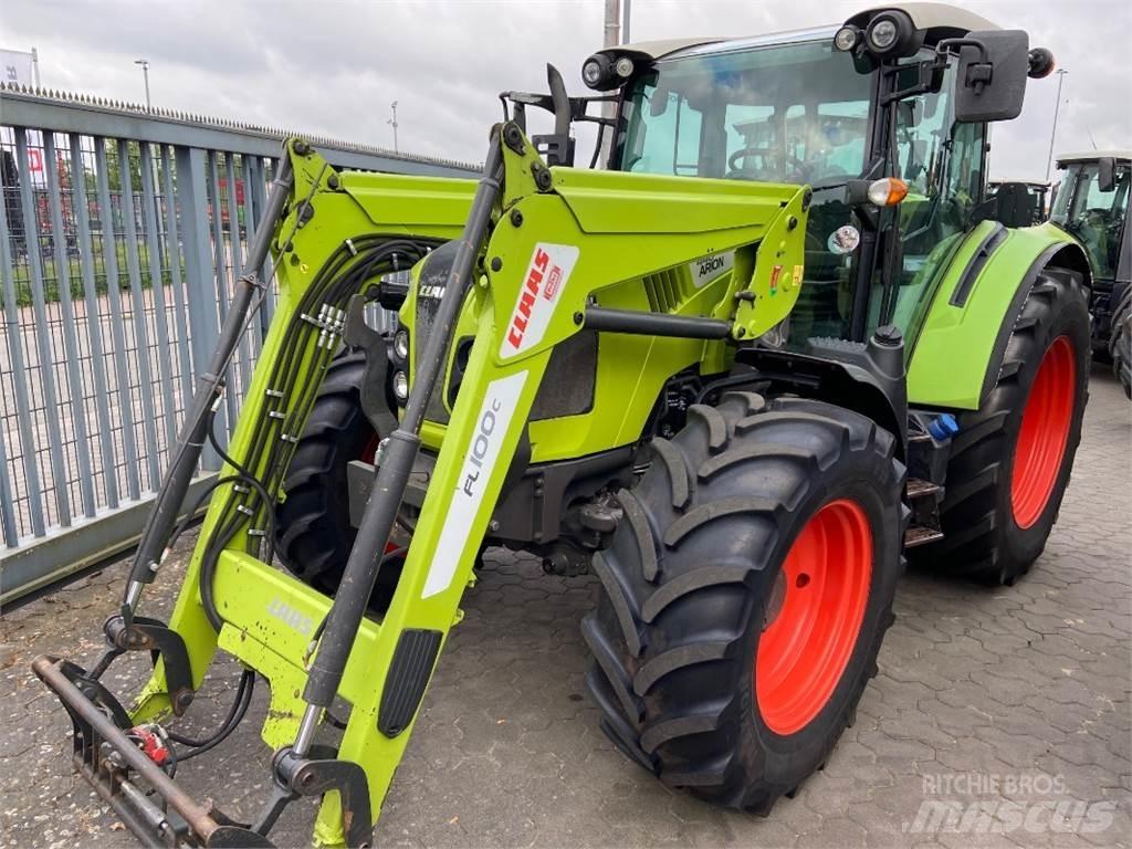 CLAAS Arion 440 Trattori