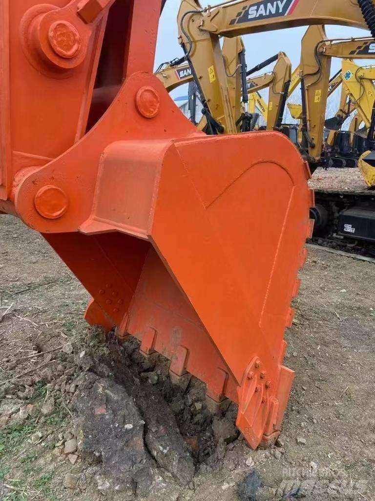 Hitachi 360 Escavatori cingolati