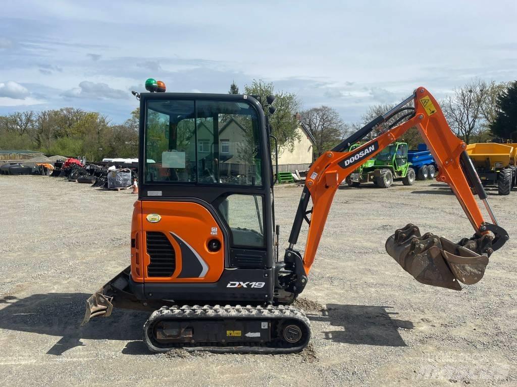 Doosan DX 19 Miniescavatori