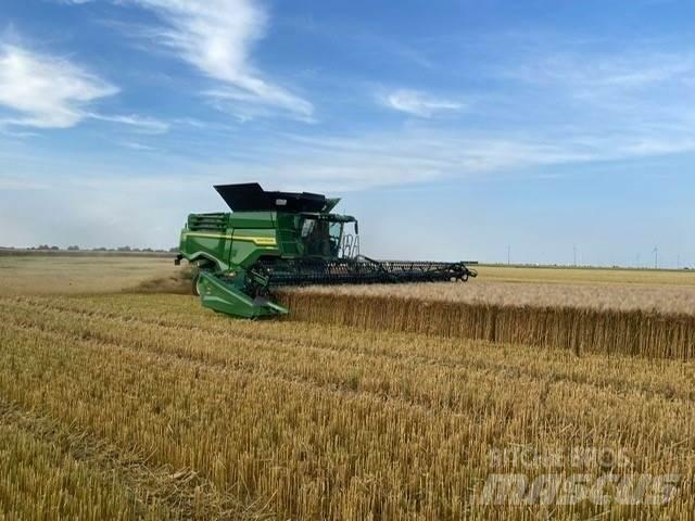 John Deere X9-1100 Mietitrebbiatrici