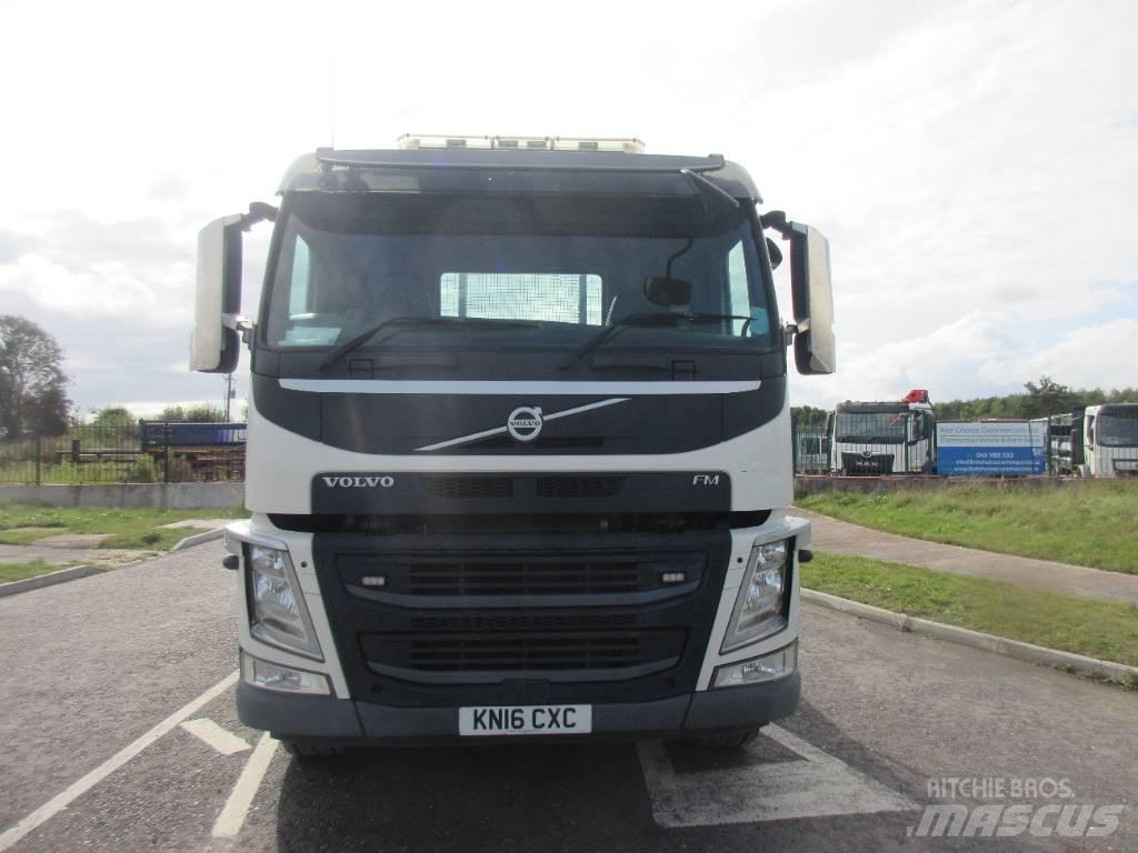 Volvo FM 370 Autocarro pianale / argano