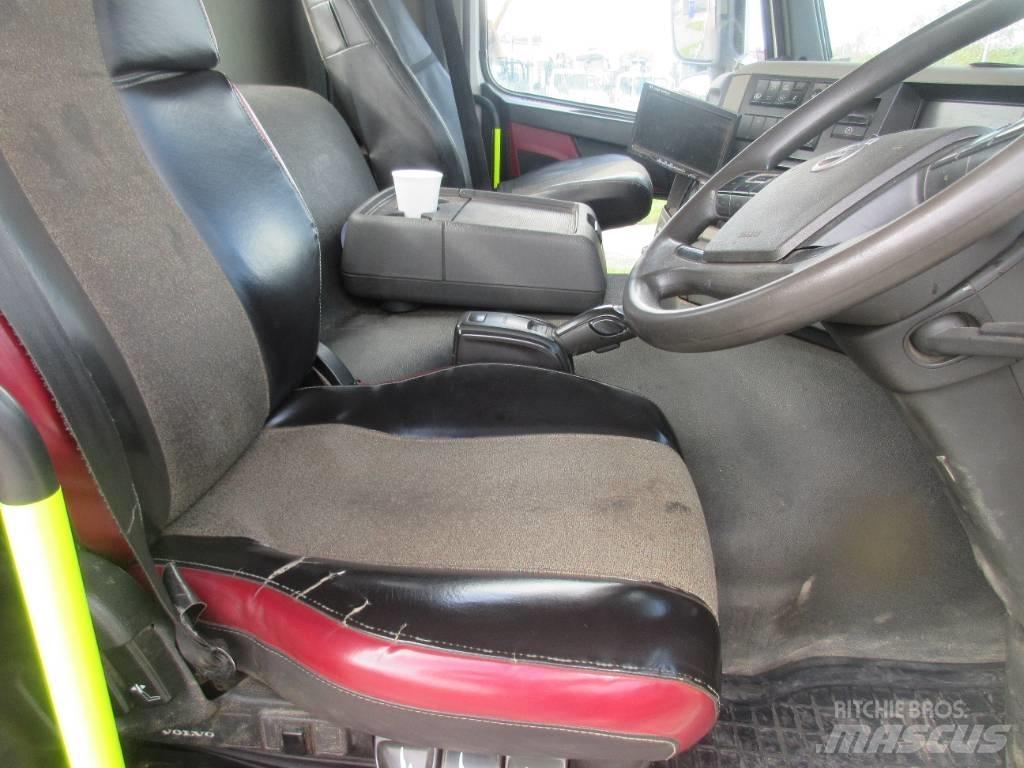 Volvo FM 370 Autocarro pianale / argano