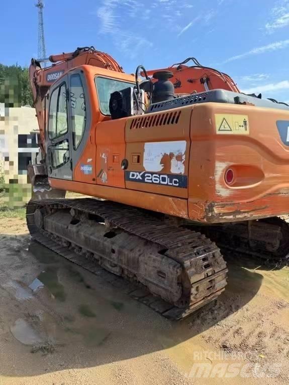 Doosan DX 260LC Escavatori cingolati