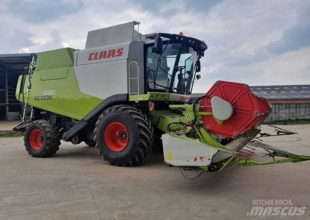 CLAAS Lexion 630 Mietitrebbiatrici