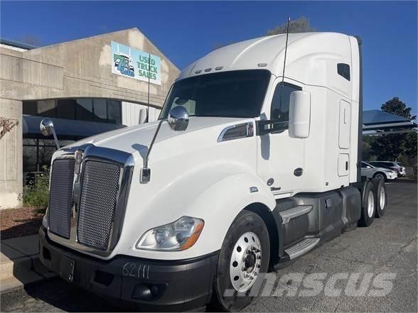 Kenworth T680 Motrici e Trattori Stradali