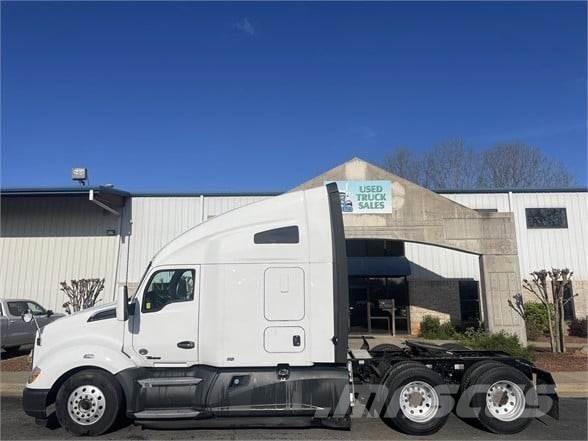 Kenworth T680 Motrici e Trattori Stradali