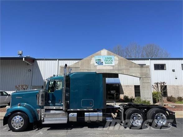 Kenworth W900L Motrici e Trattori Stradali
