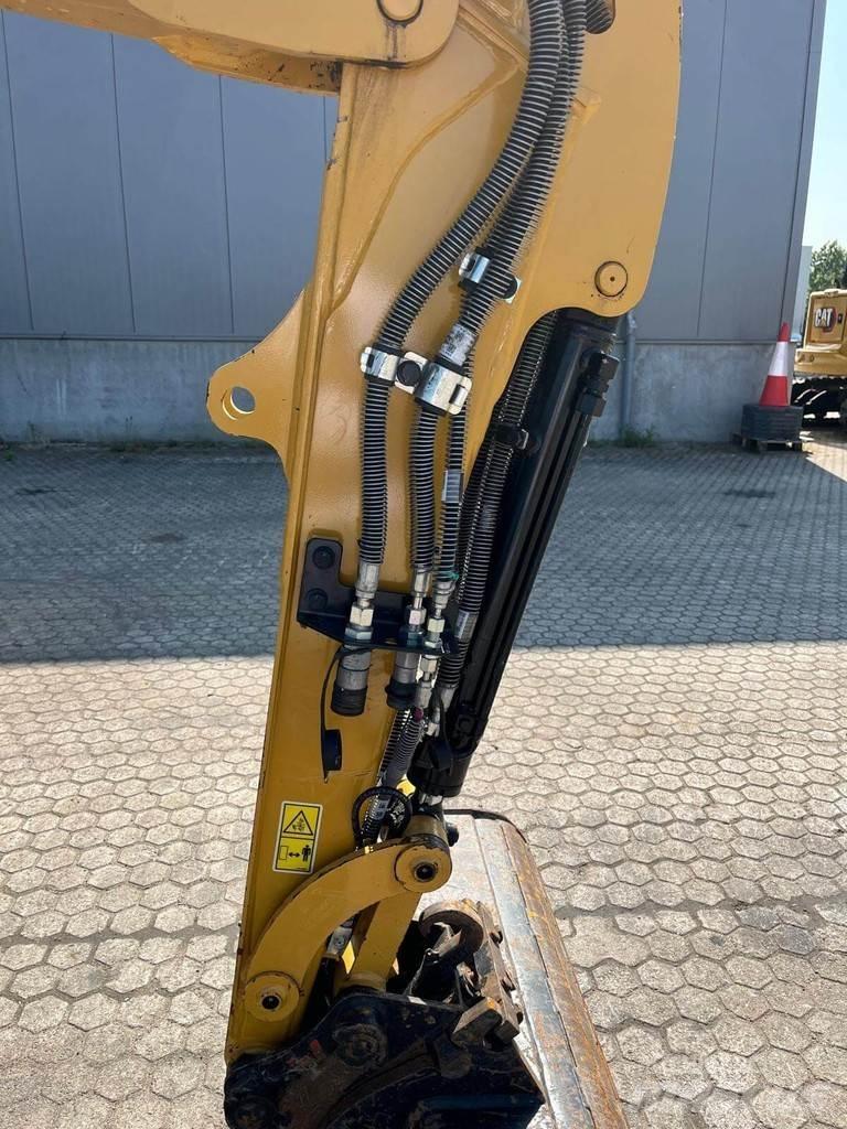 CAT 302.7 Miniescavatori