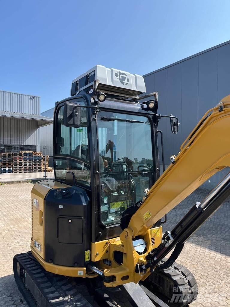 CAT 302.7 Miniescavatori