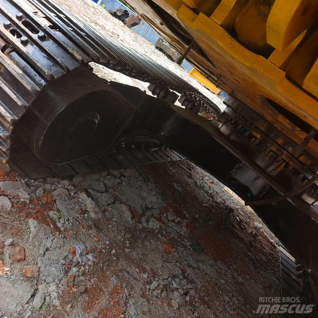 CAT 320 GC Escavatori gommati