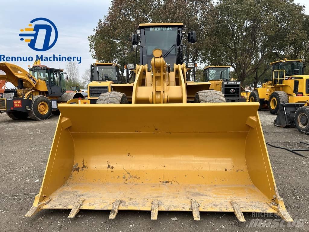 CAT 966H Pale gommate