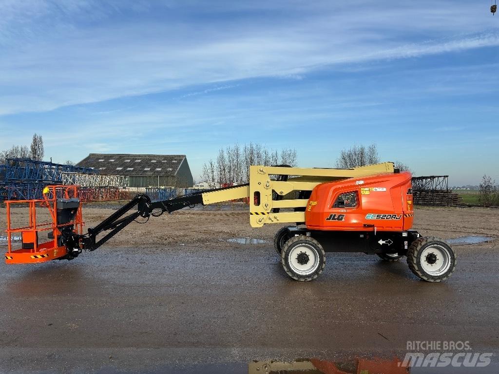 JLG EC 520 AJ Piattaforme a braccio articolato