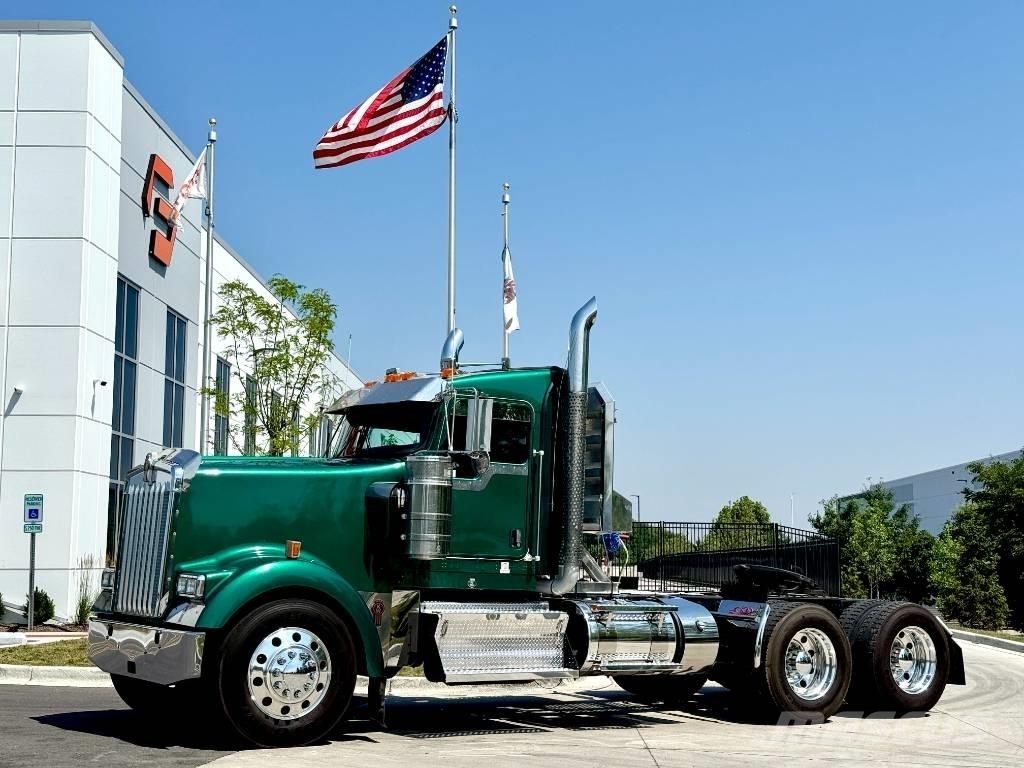Kenworth W 900 Motrici e Trattori Stradali