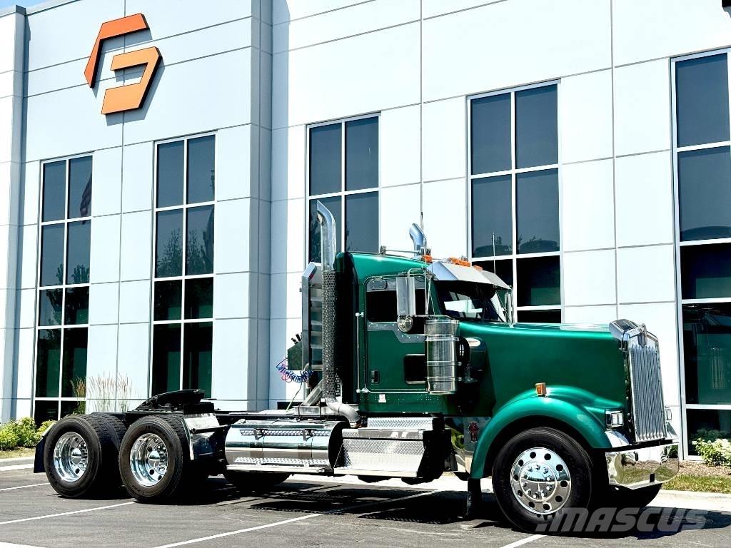 Kenworth W 900 Motrici e Trattori Stradali