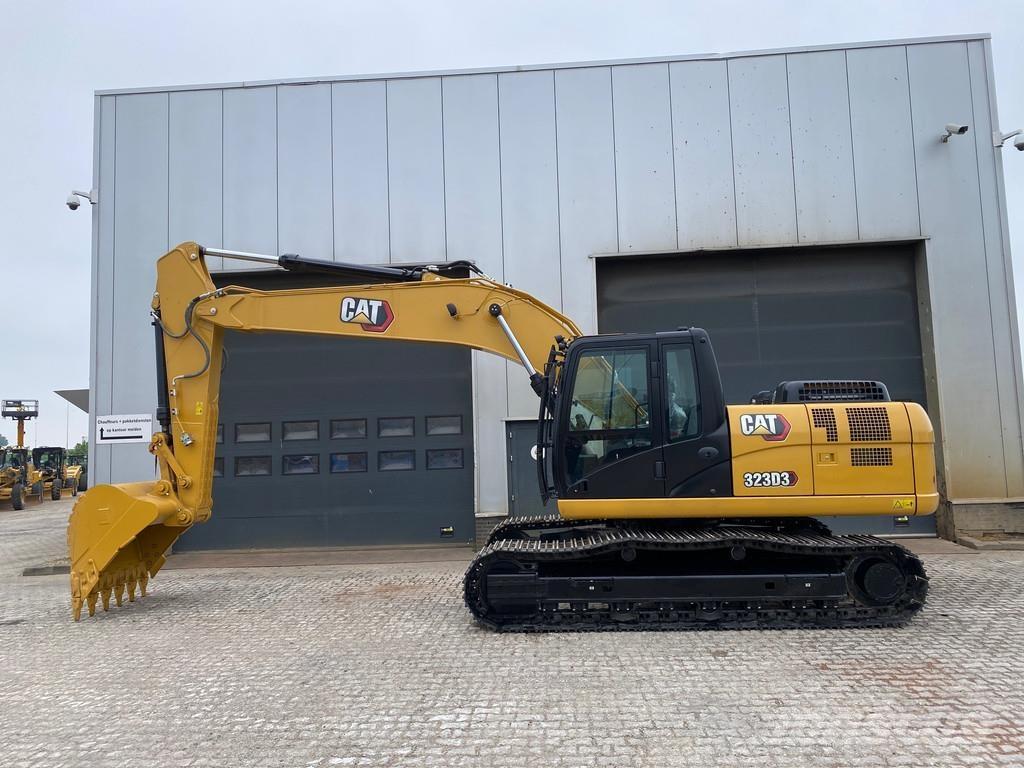 CAT 323D3 Escavatori cingolati