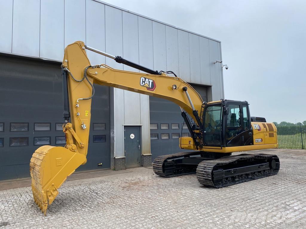 CAT 323D3 Escavatori cingolati