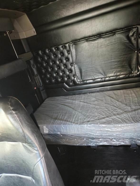 Kenworth W900 Motrici e Trattori Stradali