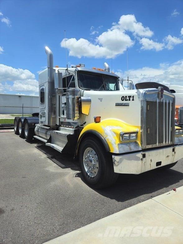 Kenworth W900 Motrici e Trattori Stradali