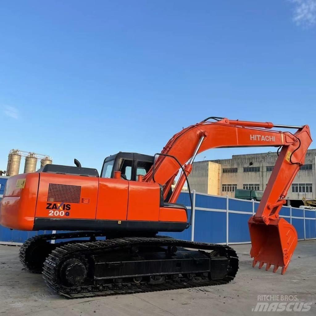 Hitachi ZX200 Escavatori cingolati