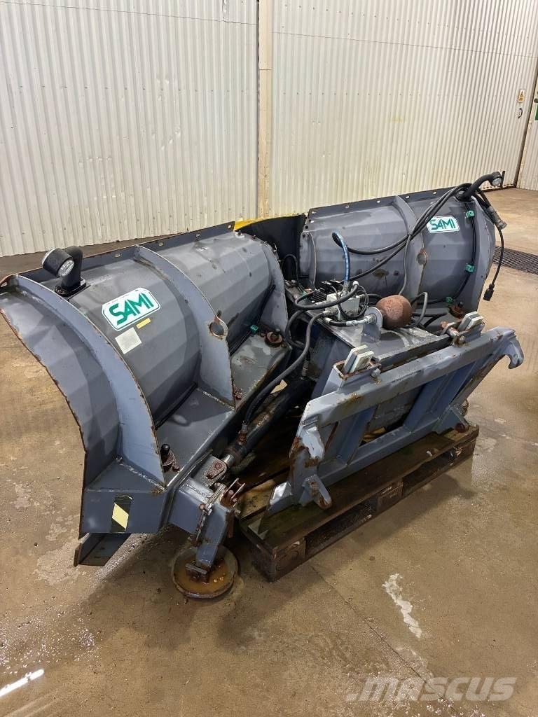 Sami VM 2400 Battipista