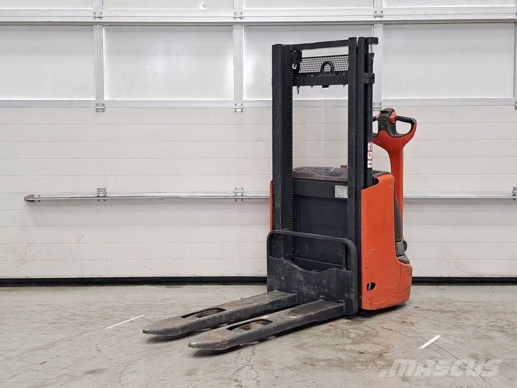 Linde L10B Transpallet uomo a terra