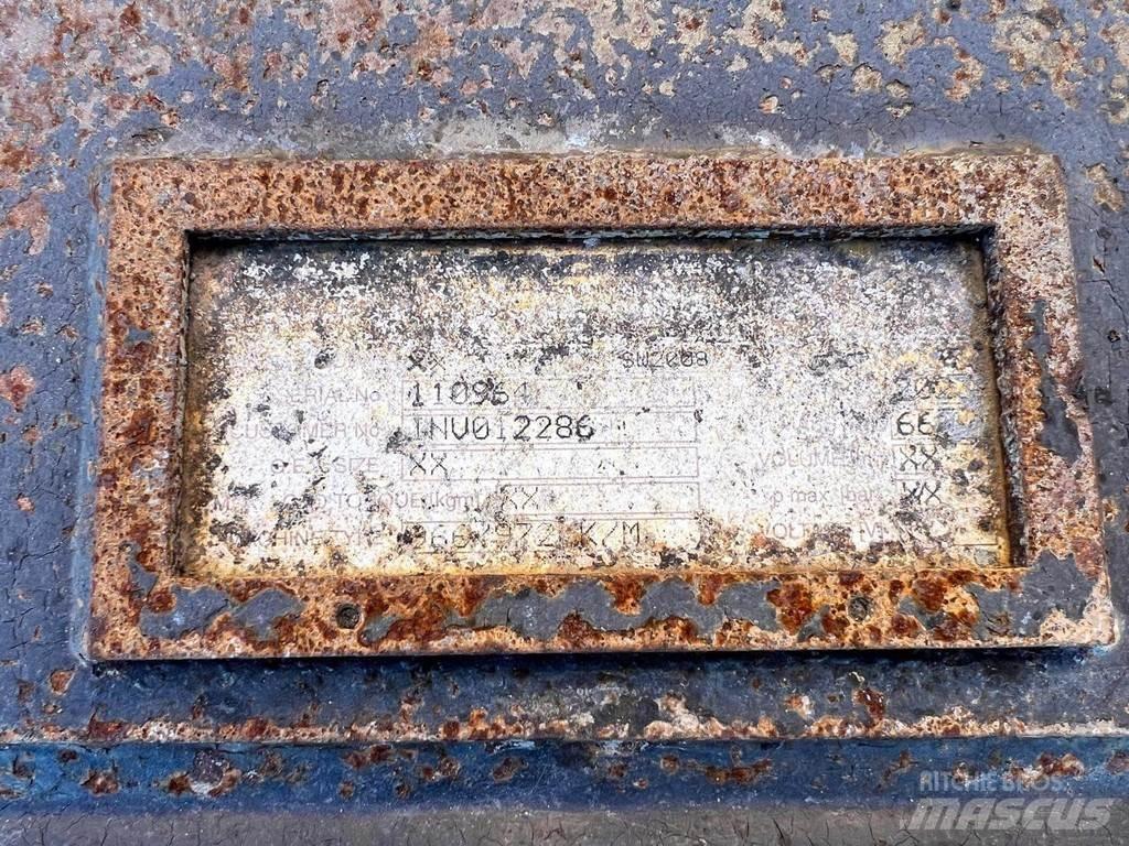 CAT 966-14 Pale gommate